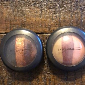 2 large mineralized eyeshadows